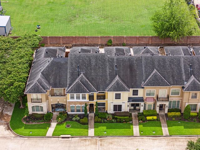 2026 Palm Forest Lane, Houston, TX 77077
