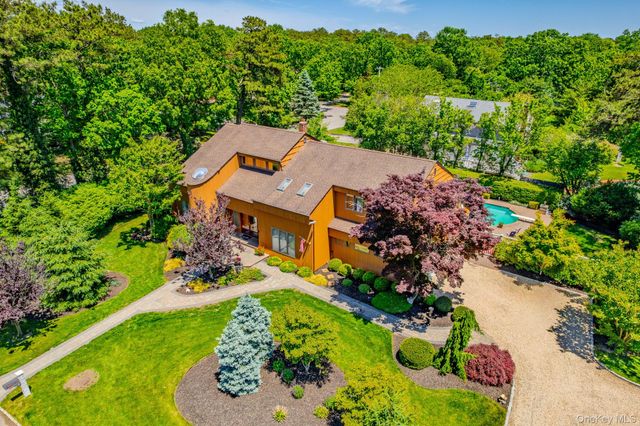 1 Matt Street, Port Jefferson Station, NY 11776