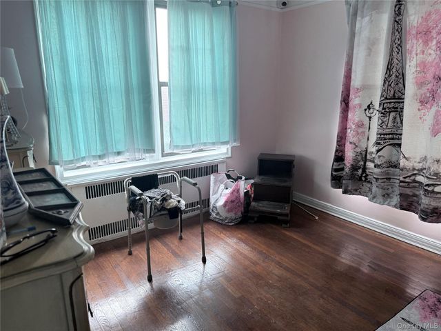 83-80 118 Street 6C, Kew Gardens, NY 11415