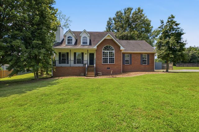 7301 W Cook Rd, Springfield, TN 37172