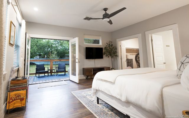 315 Sandmeyer, San Antonio, TX 78208