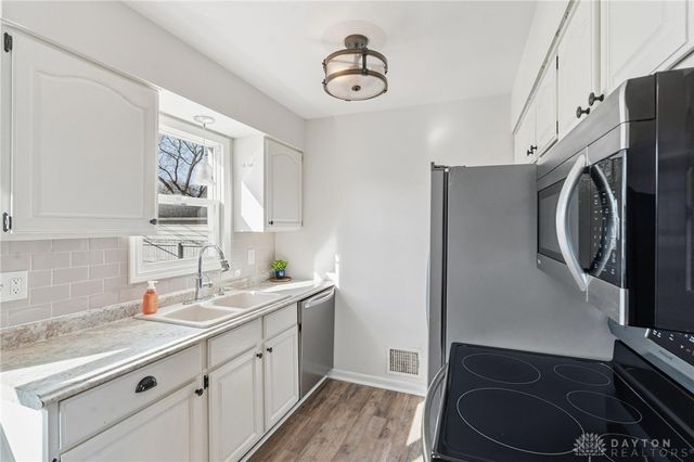 2575 Acorn Drive, Kettering, OH 45419