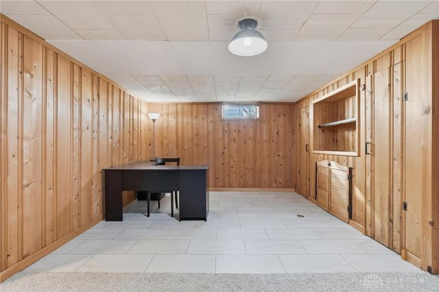 2575 Acorn Drive, Kettering, OH 45419