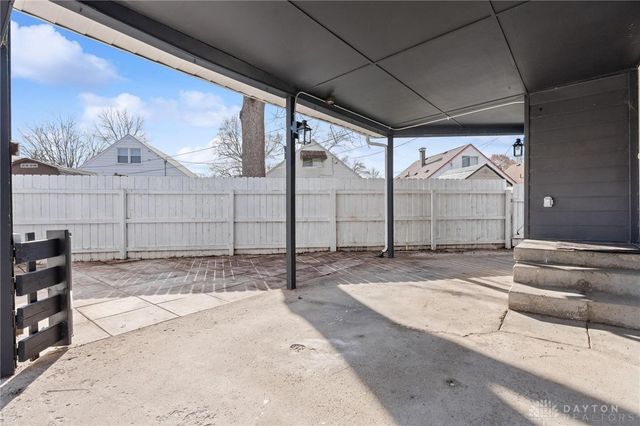 2575 Acorn Drive, Kettering, OH 45419