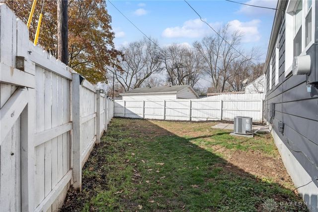 2575 Acorn Drive, Kettering, OH 45419