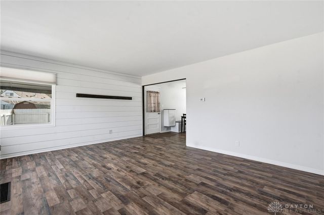 2575 Acorn Drive, Kettering, OH 45419