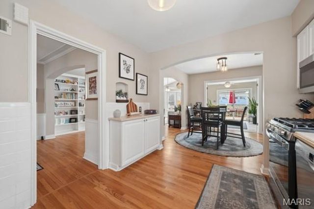 534 E Jefferson Avenue, Kirkwood, MO 63122