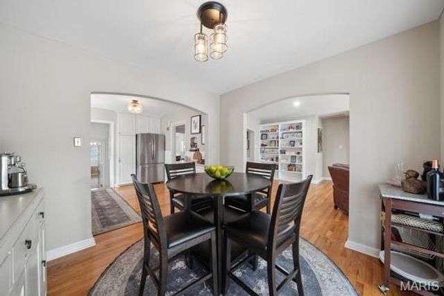 534 E Jefferson Avenue, Kirkwood, MO 63122