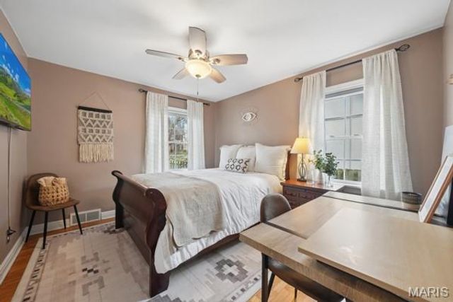 534 E Jefferson Avenue, Kirkwood, MO 63122