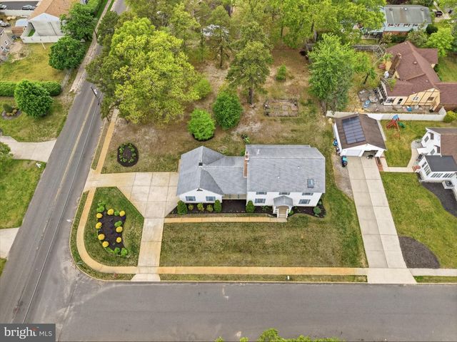 1 MOSS VIEW LN, Hammonton, NJ 08037