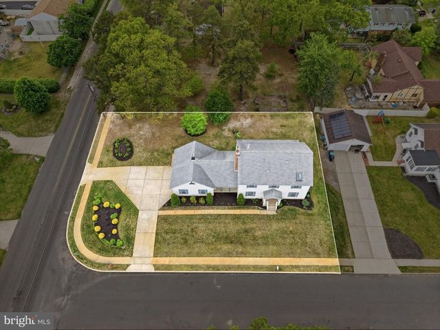 1 MOSS VIEW LN, Hammonton, NJ 08037