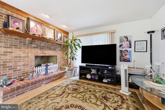 1 MOSS VIEW LN, Hammonton, NJ 08037