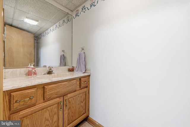 1 MOSS VIEW LN, Hammonton, NJ 08037