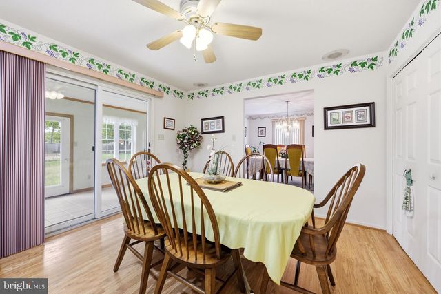 1 MOSS VIEW LN, Hammonton, NJ 08037