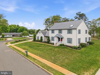 1 MOSS VIEW LN, Hammonton, NJ 08037