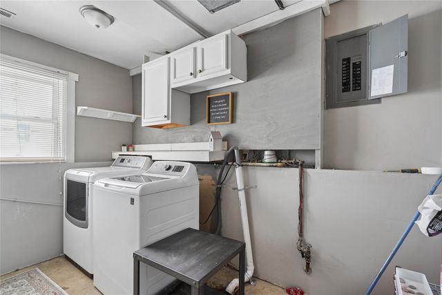 1106 7th Street NW, Altoona, IA 50009