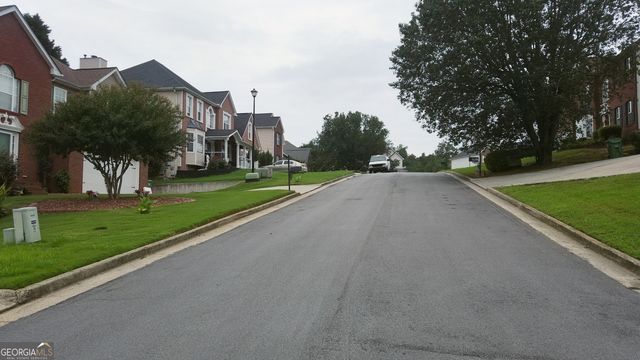 5690 Mill View Way, Lithonia, GA 30038