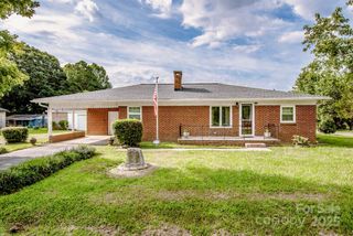 155 Parkertown Road, Mooresville, NC 28115