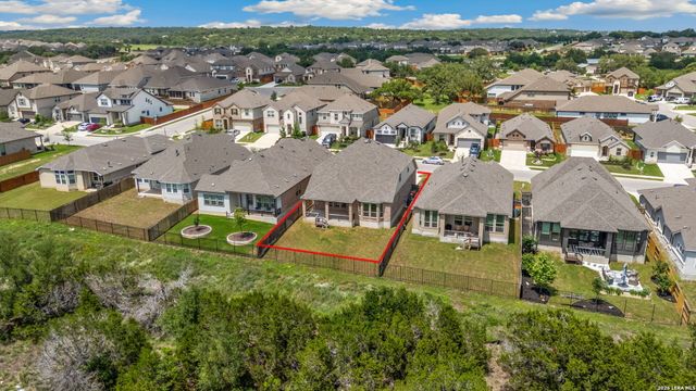 1583 SEEKAT DR, New Braunfels, TX 78132