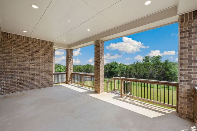 1583 SEEKAT DR, New Braunfels, TX 78132
