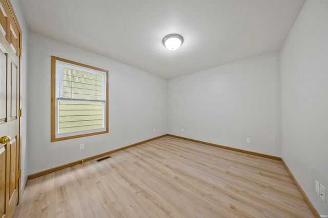 211 S Bedford Avenue, Evansville, IN 47713