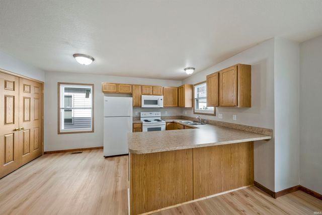 211 S Bedford Avenue, Evansville, IN 47713