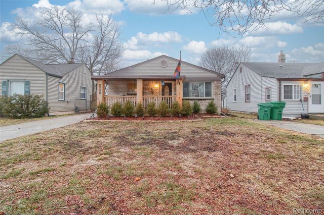 5739 Harrison Street, Garden City, MI 48135