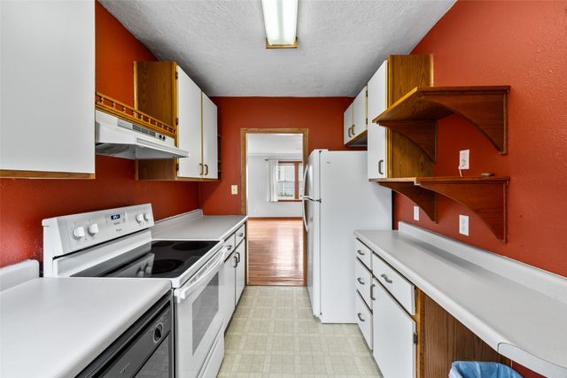 926 Duff Avenue, Ames, IA 50010