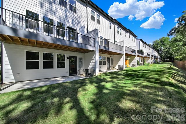 8004 Cedarsmith Court, Charlotte, NC 28217