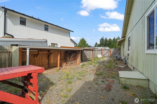 9219 Donna Court SE, Olympia, WA 98513