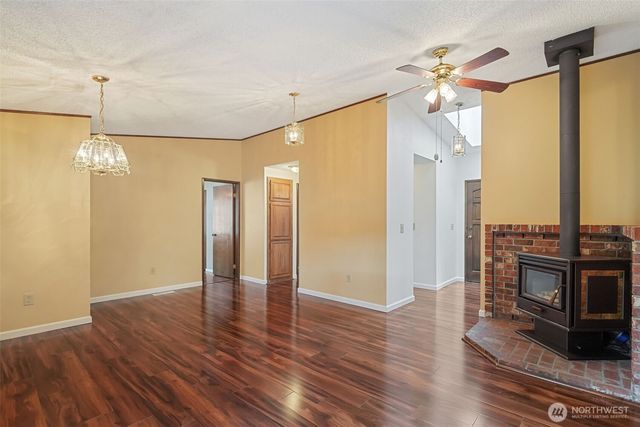 9219 Donna Court SE, Olympia, WA 98513