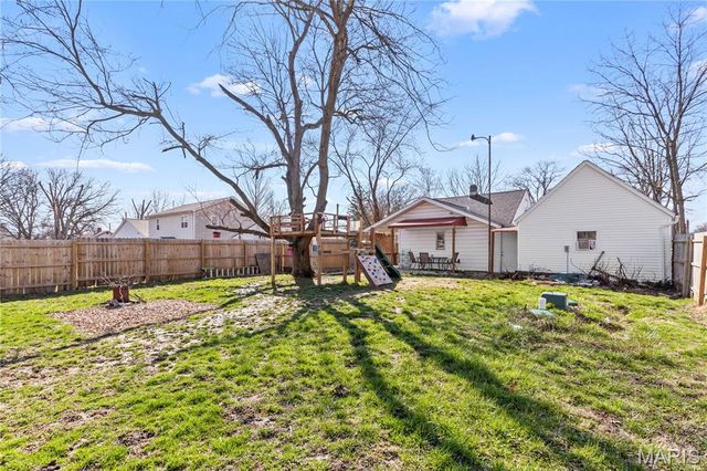 4904 2nd Street, Alton, IL 62002