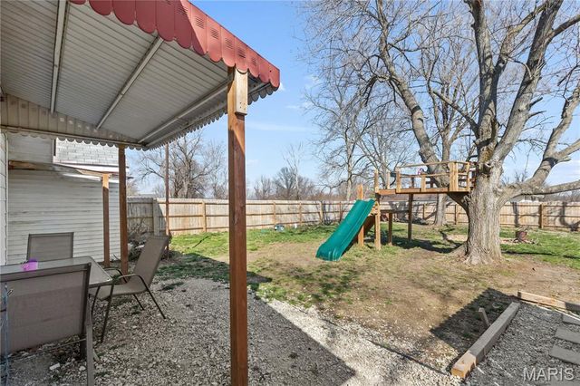 4904 2nd Street, Alton, IL 62002