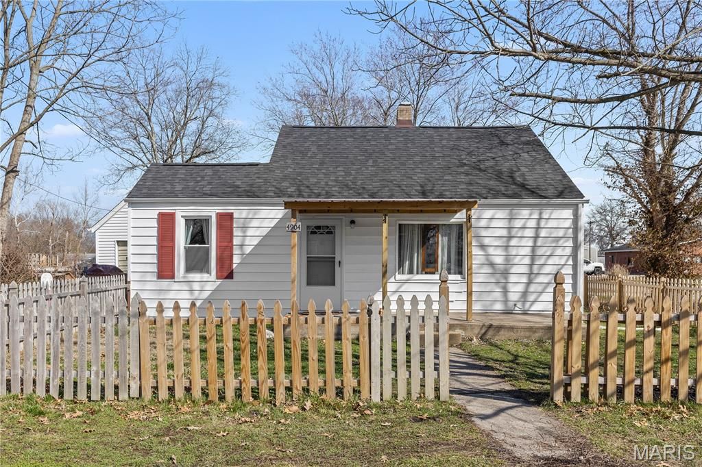 4904 2nd Street, Alton, IL 62002
