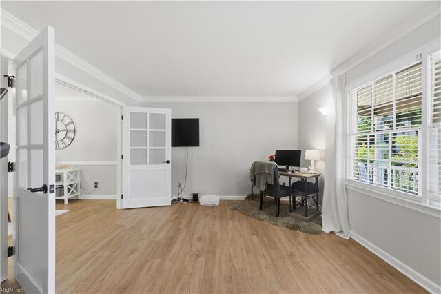 217 Gardenville DR, Yorktown, VA 23693
