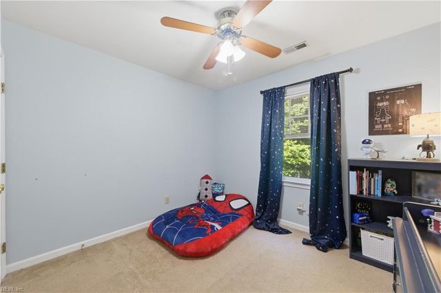 217 Gardenville DR, Yorktown, VA 23693