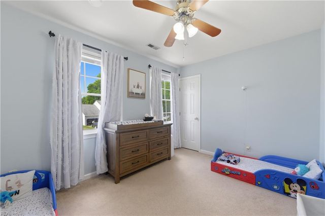 217 Gardenville DR, Yorktown, VA 23693