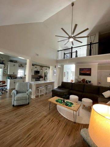 8534 Sentry Circle, North Charleston, SC 29420