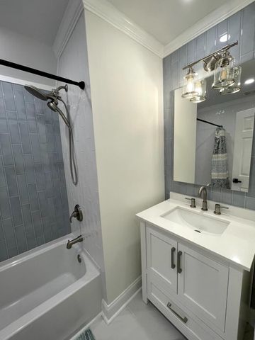 8534 Sentry Circle, North Charleston, SC 29420