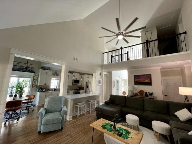 8534 Sentry Circle, North Charleston, SC 29420