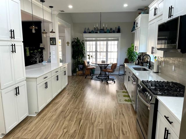 8534 Sentry Circle, North Charleston, SC 29420