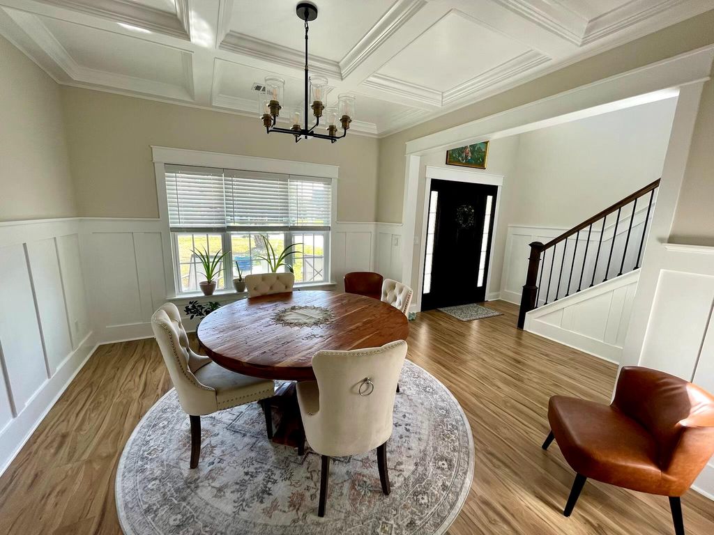 Image 14 of property listing at 8534 Sentry Circle, North Charleston, SC 29420