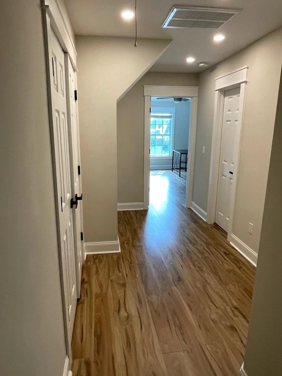 Image 21 of property listing at 8534 Sentry Circle, North Charleston, SC 29420