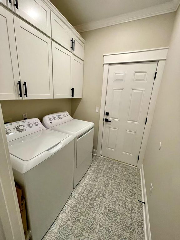 Image 30 of property listing at 8534 Sentry Circle, North Charleston, SC 29420