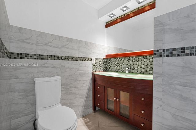 3001 S Ocean Dr 1611, Hollywood, FL 33019