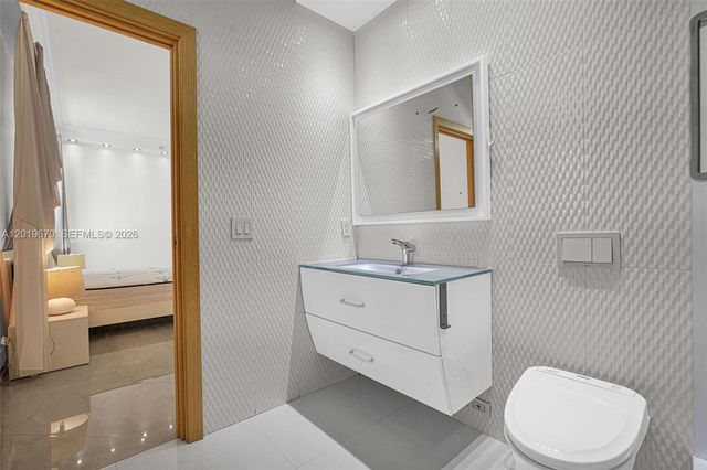 3001 S Ocean Dr 1611, Hollywood, FL 33019