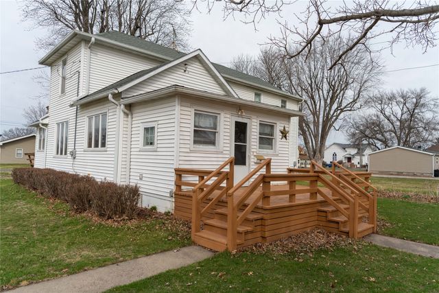 320 3rd Street, Reasnor, IA 50232