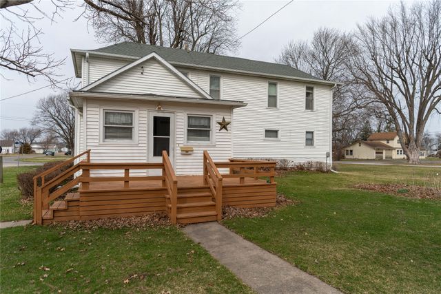 320 3rd Street, Reasnor, IA 50232