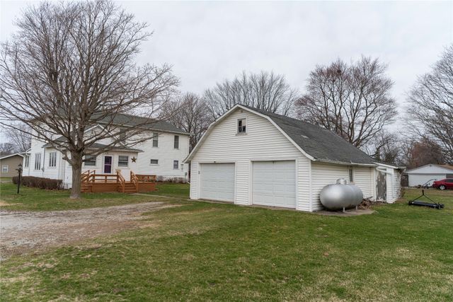 320 3rd Street, Reasnor, IA 50232