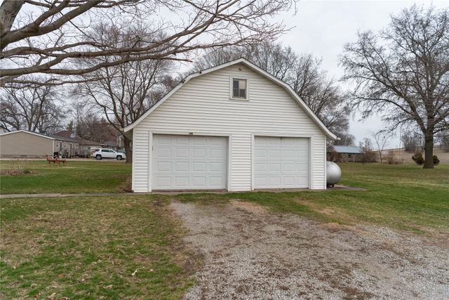 320 3rd Street, Reasnor, IA 50232